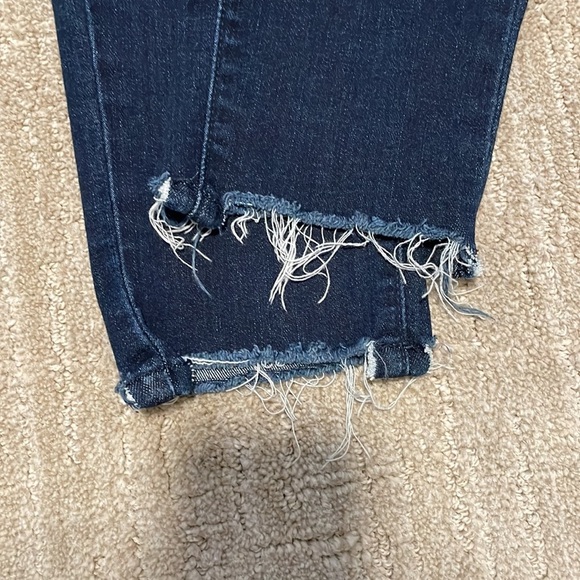 KanCan dark wash distressed skinny jeans, size28 - Picture 4 of 6